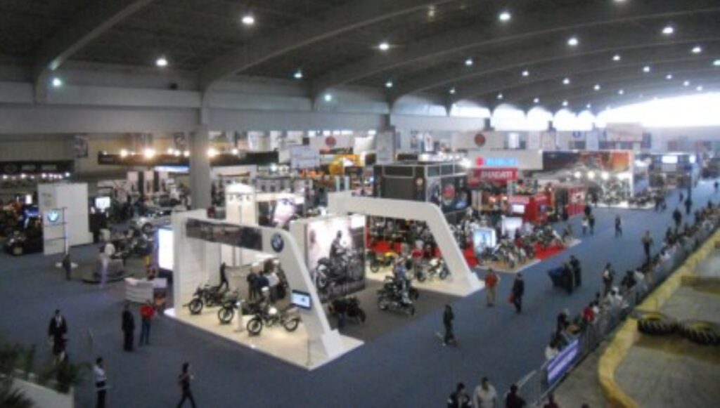 SALÓN INTERNACIONAL DE LA MOTOCICLETA 2011